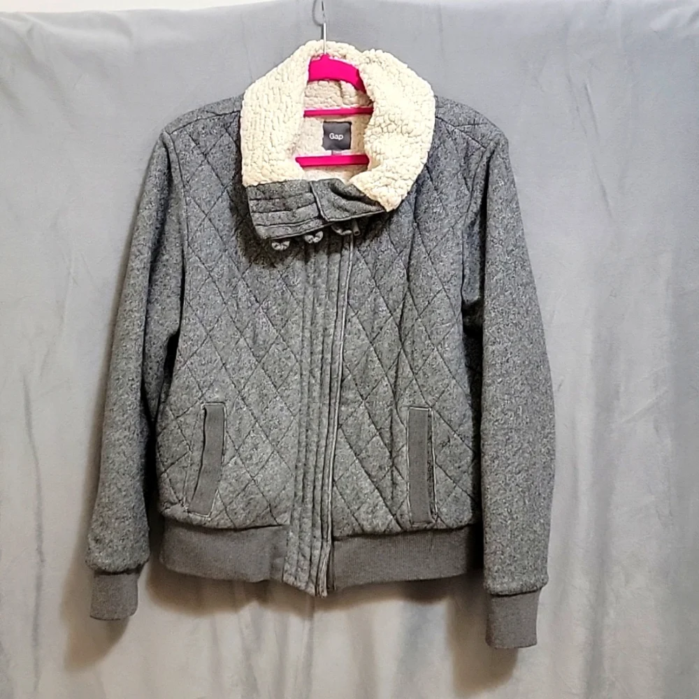 GAP Quilted Bomber Jacket, Zip, with Pockets, Color Grey, Size L